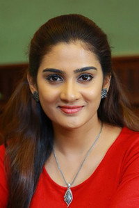 الممثل Aditi Ravi