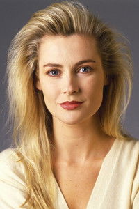 الممثل Alison Doody