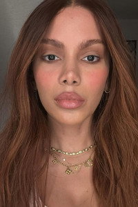 الممثل Anitta