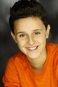 الممثل Anton Gillis-Adelman