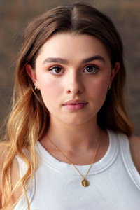 الممثل Antonia Robinson