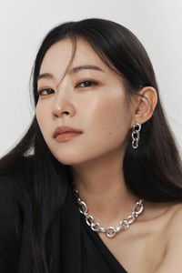 الممثل Arden Cho