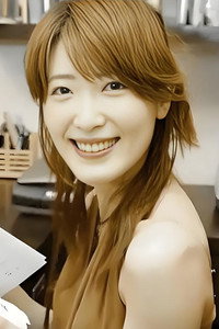 الممثل Asami