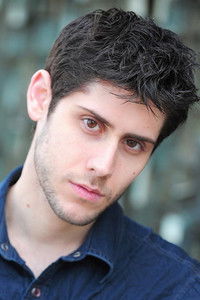 الممثل Ben Diskin