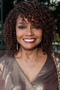 الممثل Beverly Todd