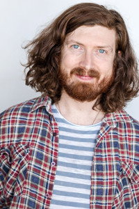 الممثل Bo Barrett