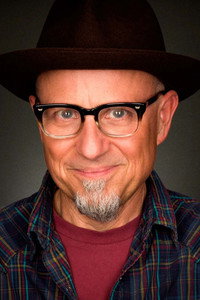 المخرج Bobcat Goldthwait