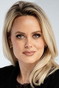 الممثل Cecilie Fjellhøy