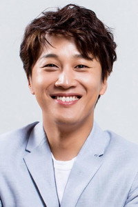 الممثل Cha Tae-hyun