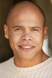 المخرج Chris Butler