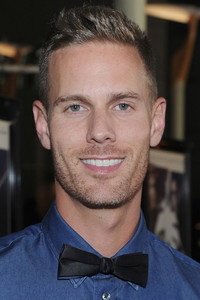 المخرج Christopher Landon