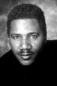 الممثل Cleavant Derricks
