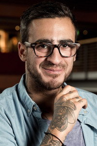 الممثل Cori Gonzalez-Macuer