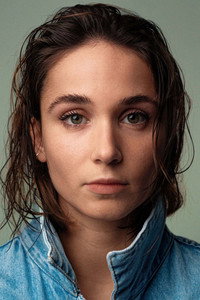 الممثل Cosima Henman