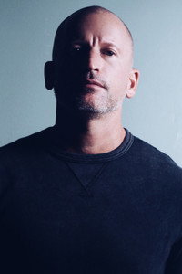 المخرج Dale Resteghini