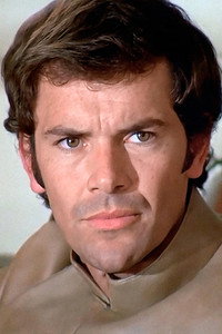الممثل David Warbeck