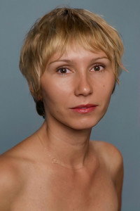 الممثل Dinara Drukarova