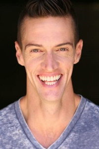 الممثل Dustin Ceithamer