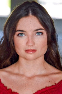 الممثل Eden Campbell