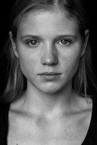 الممثل Eliza Rycembel