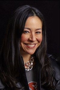 المخرج Elizabeth Chai Vasarhelyi