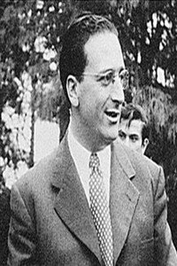 المخرج Emilio Gómez Muriel