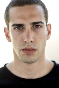 الممثل Enrico Borello