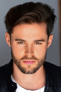 الممثل Eric Guilmette