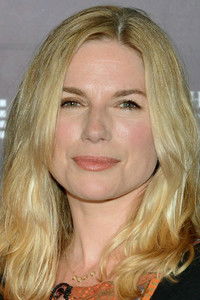 الممثل Eva Birthistle