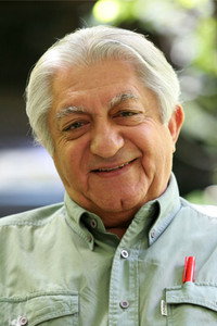 الممثل Ezzatolah Entezami