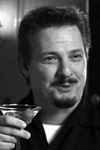 المخرج Fred Olen Ray