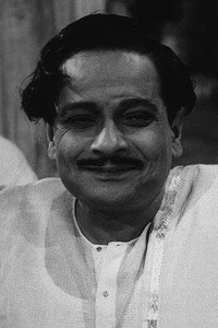الممثل Gangapada Basu