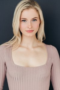 الممثل Hannah Galway