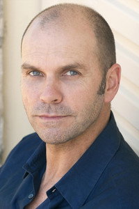الممثل Ian Bliss