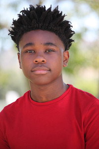 الممثل Jalyn Hall