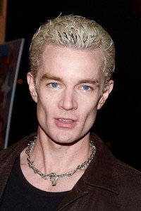 الممثل James Marsters