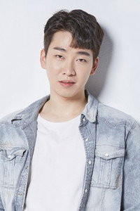الممثل Jo Jae-yoon