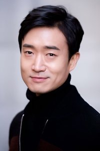 الممثل Jo Woo-jin