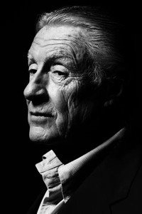 المخرج Joel Schumacher