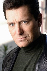 الممثل John DeMita