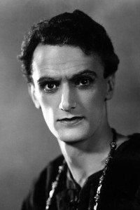 الممثل John Laurie