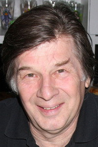 الممثل John Otrin