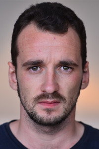 الممثل Jonathan Turnbull