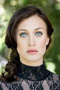 الممثل Julia Ragnarsson