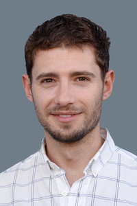 الممثل Julian Morris