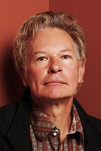المخرج Julien Temple