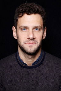 الممثل Justin Bartha