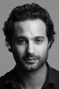 الممثل Karim Fahmy