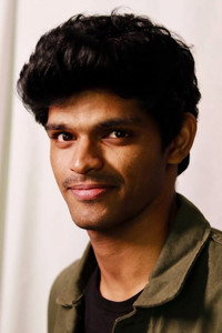 الممثل Kesav Binoy Kiron