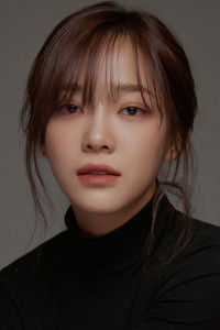 الممثل Kim Sejeong